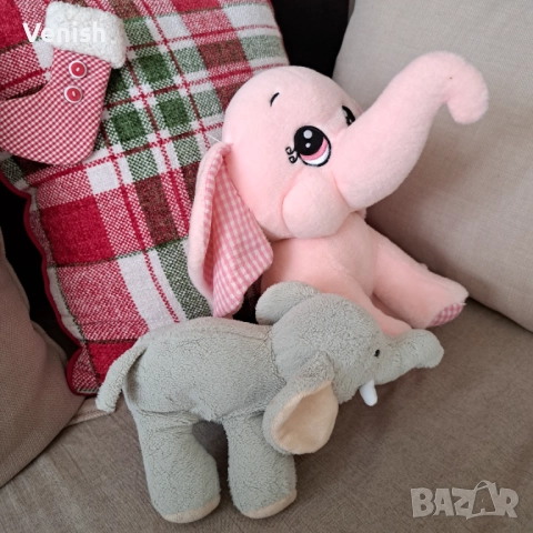 Две слончета, снимка 4 - Плюшени играчки - 52836619