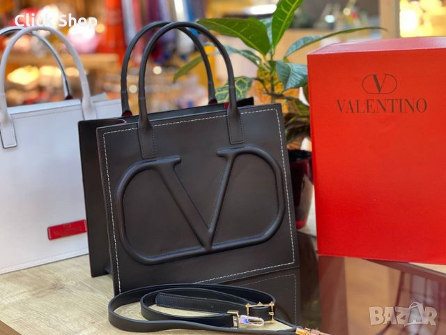 Дамска чанта Valentino Реплика ААА+, снимка 1 - Чанти - 34529042