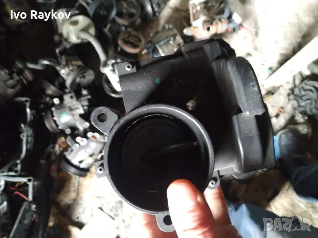 Дроселова клапа за Peugeot 308 , снимка 2 - Части - 49171827