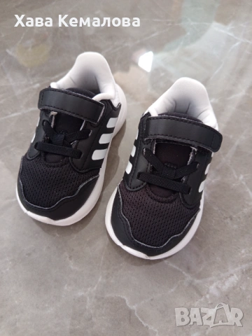 Маратонки Адидас 20 размер , снимка 4 - Детски маратонки - 53881726