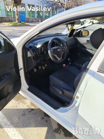 Hyundai i30 CW 1.4 16v , снимка 12 - Автомобили и джипове - 52943849