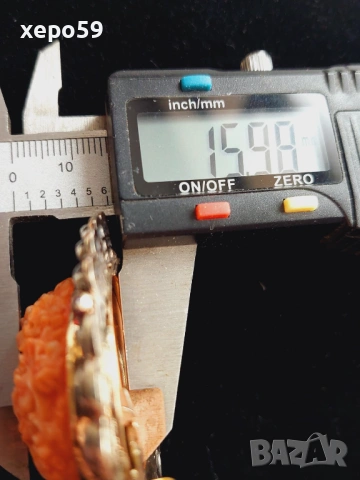 Прекрасен стар златен медальон с огромна коралова камея и 64 диаманта,злато 18к., снимка 7 - Колиета, медальони, синджири - 53961888