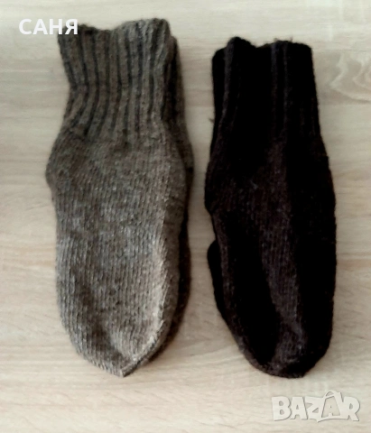 Вълнени чорапи и терлици ,от домашна прежда, снимка 2 - Дамски чорапи - 53137319