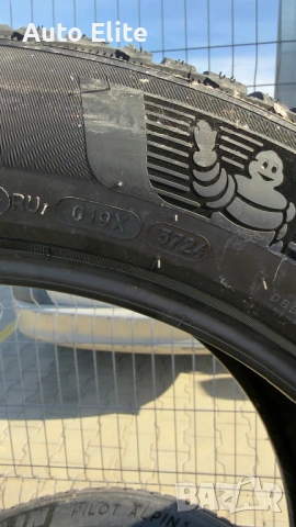 Зимни гуми MICHELIN PILOT ALPIN 5 SUV 265/50/19 110V XL TL, снимка 2 - Гуми и джанти - 53098693