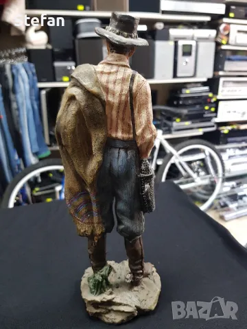 оригинални статуи на Даниел монфорд, снимка 5 - Антикварни и старинни предмети - 48403731