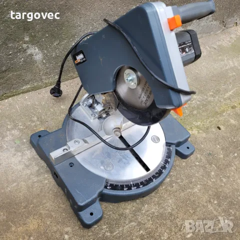 Немски потапящ циркуляр с градуси, снимка 4 - Други инструменти - 49344072