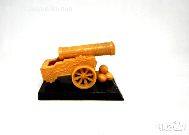 Стар Сувенир Цар Пушка Кремъл Бомбарда, снимка 5 - Колекции - 52622100