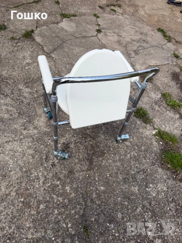 Тоалетен инвалиден стол, снимка 3 - Тоалетни столове - 54198598