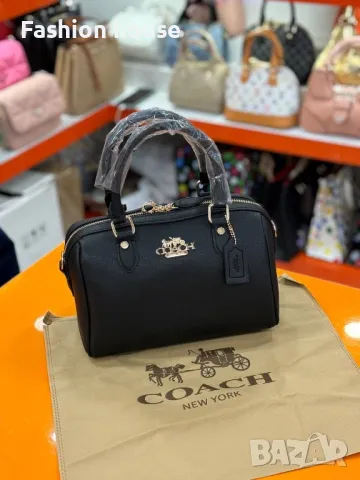 Coach дамска чанта, снимка 1