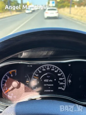 Jeep Grand Cherokee 5.7 HEMI, снимка 13 - Автомобили и джипове - 56309361
