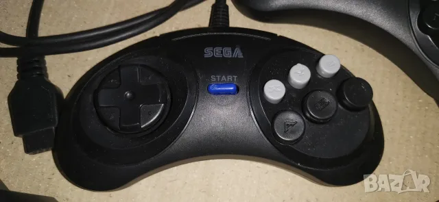 SEGA Mega Drive 2 + 4 игри. Нова, оригинал, пълен комплект! 2 контролера, кабели, адаптер!, снимка 7 - Други игри и конзоли - 55821754