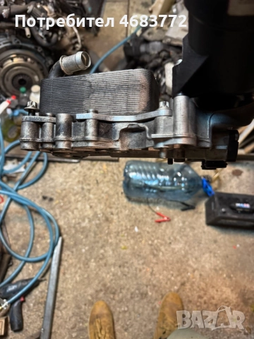 Плочка или основа за захващане на масленият охладител на Mercedes 2.2Cdi само за 100лв. A6511801310