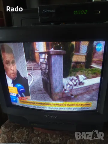 Продавам малък телевизор "Sony Trinetron", снимка 2 - Телевизори - 49789574