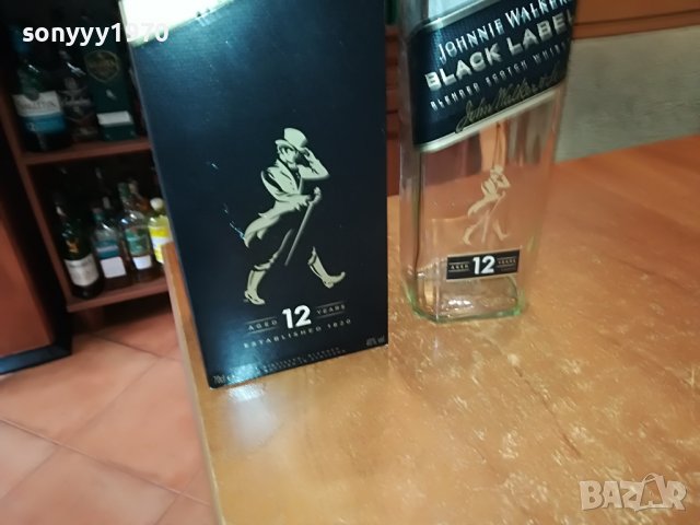 black label-празно шише и кутия за колекция 0107222005, снимка 9 - Колекции - 37260859