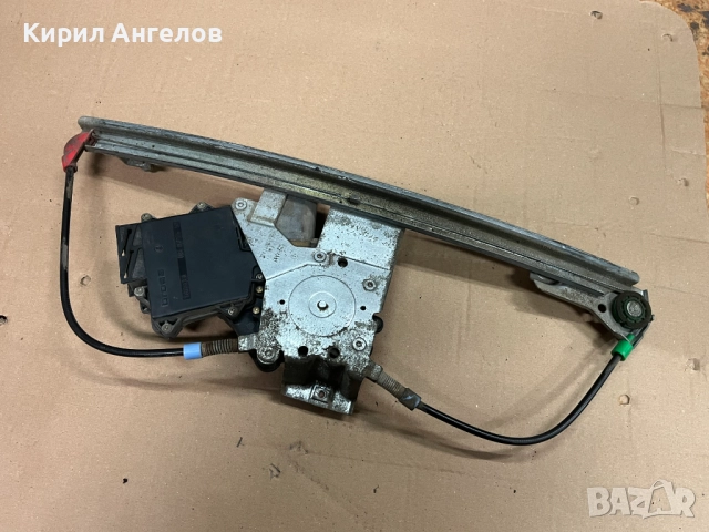 Заден десен механизъм на стъклото за VW Golf 3 , снимка 4 - Части - 52805925