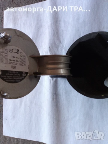 Капачка резервоар за Смарт 4-врати, снимка 2 - Части - 50779615