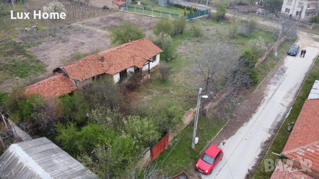 Къща в Хисаря с двор, снимка 8 - Къщи - 52438833