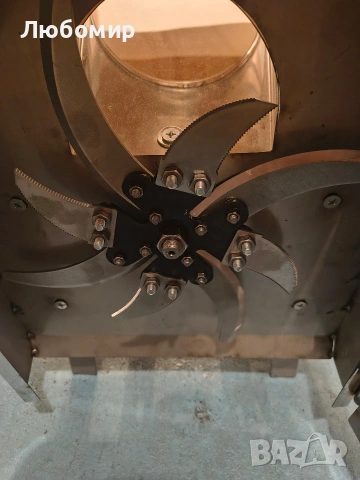 Мелница за фураж за животни, малка мелница 3.300 W за домашно отглеждане с превключвател за старт , снимка 15 - За селскостопански - 54106507