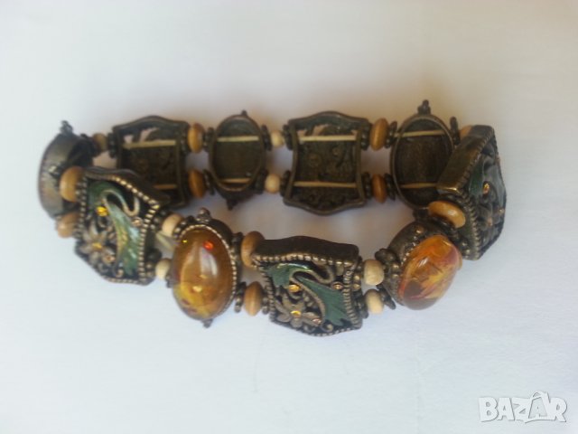 перли - 4 колиета ,  кехлибар - 2 полски огърлици и гривна, обеци комплект, огърлица от кост и др..., снимка 14 - Други - 29842081