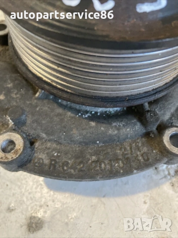 Помпа за охладителна течност V6 E280 CDI за Mercedes W211 (2007) R6422010410 , снимка 3 - Части - 54135262