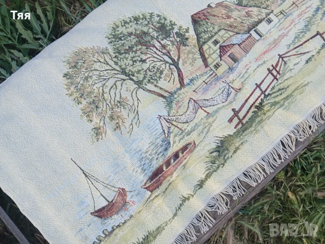 Голям ковьор за стена , снимка 4 - Антикварни и старинни предмети - 50587398