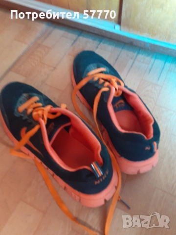 Маратонки Наик