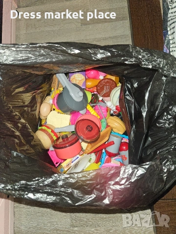 Детска кухня с много аксесоари, снимка 4 - Играчки за стая - 53142987