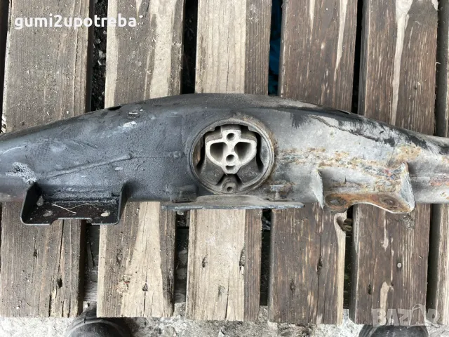 Греда под Раздатъчна Кутия Porsche Cayenne 4,8I/385ps/2008, снимка 2 - Части - 49363056