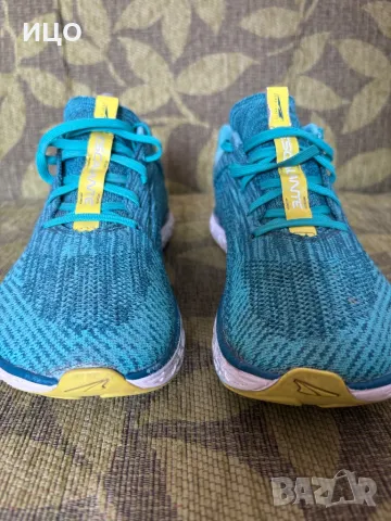 Дамски маратонки ALTRA Escalante, снимка 2 - Маратонки - 49504006