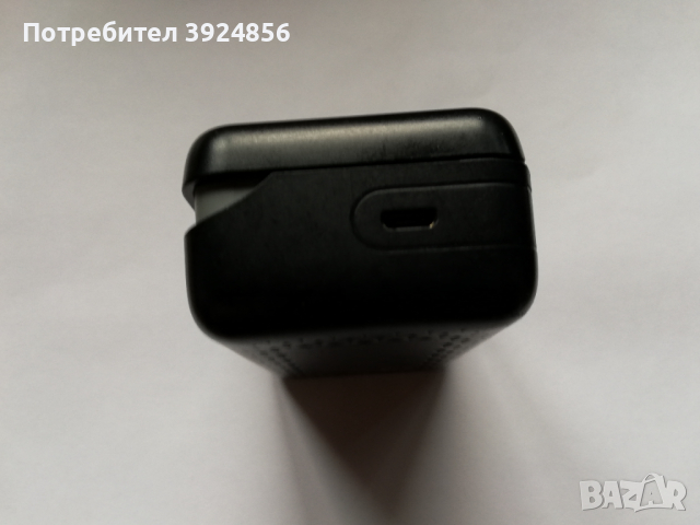 JBL Endurance Peak зарядна кутия, снимка 5 - Безжични слушалки - 44774367