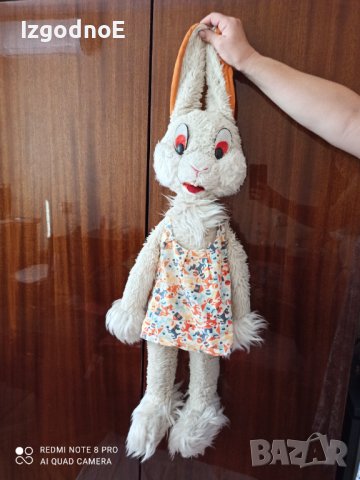 Огромен плюшен ретро заек, от соца, стара плюшена играчка , снимка 3 - Колекции - 42209996