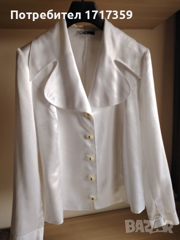 Дамска риза