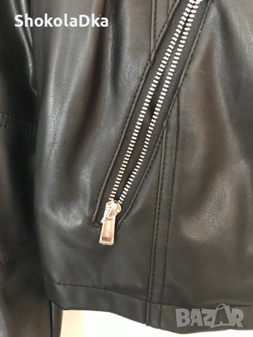 Кожено яке Guess XS, снимка 4 - Якета - 51717503