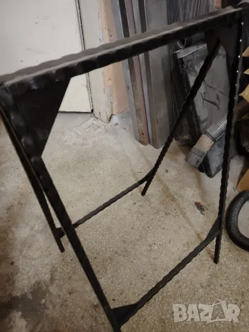 стойка за меню от ковано желязо 