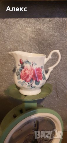  Roy Kirkham English Rose Fine Bone China Красива порцеланова каничка–Отлична!, снимка 2 - Сервизи - 30598720
