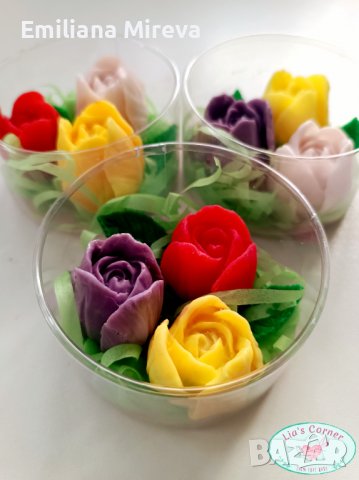 Ръчно изработени сапуни под формата на цветя