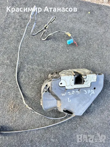 Брава врата задна лява за Мерцедес Ц-класа w203 комби.2037300135, снимка 14 - Части - 45298338