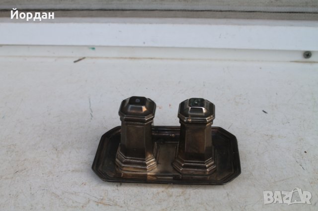  Посребрен комплект за сол и пипер