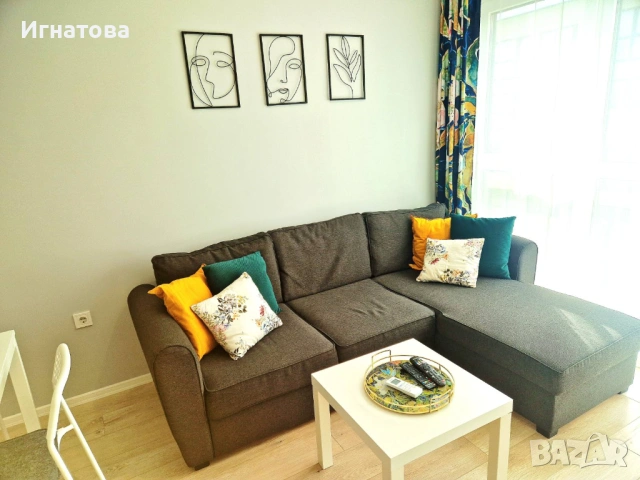 Двустаен апартамент за нощувки за 1 до 5 човека с паркомясто, Комплекс Папая, снимка 2 - Квартири, нощувки - 53945409