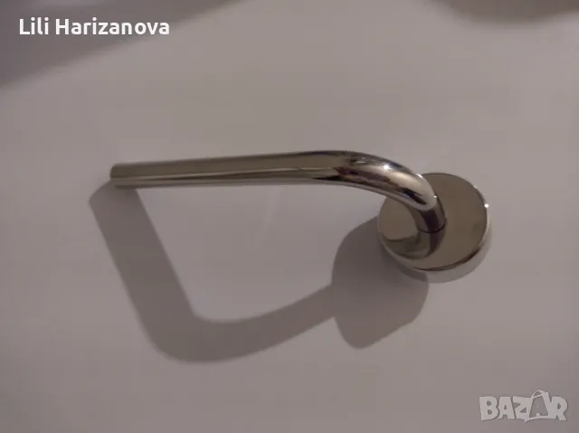 Закачалка за баня и поставка за тоалетна хартия, снимка 2 - Други стоки за дома - 48801262