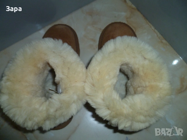 UGG оригинални ботуши №35, снимка 2 - Детски боти и ботуши - 53115641