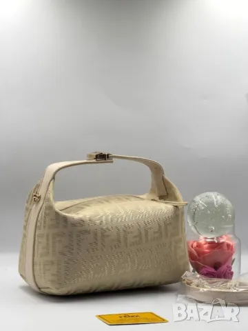 чанти fendi , снимка 1 - Чанти - 49214149