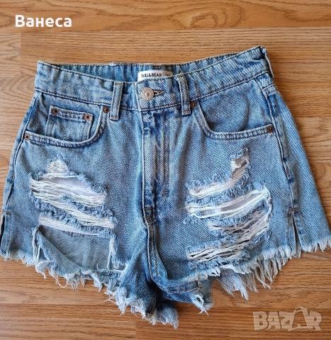 Къси панталонки Pull&Bear 34 размер.