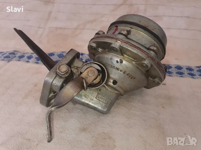 бензинова помпа волга