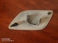 Продавам - оригинална дясна капачка пръскалка фар за Ауди Кю7, снимка 2