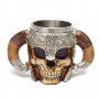 Код 95628 Стилна чаша от полирезин и метал с релефни декорации - череп с шлем и извити рога, снимка 1 - Чаши - 36600468