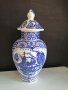 Стара ваза с капак холандски порцелан delft blu, снимка 1 - Вази - 40195362