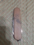 Оригинален швейцарски джобен нож Victorinox с дървена дръжка, снимка 5