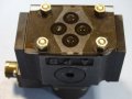 серво клапан Rexroth 4WSE2EM6-21/5B9ET315K17EV directional ser-valves in 4-way variant, снимка 8