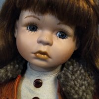 Голяма колекционерска порцеланова кукла намалена, снимка 8 - Колекции - 34066969